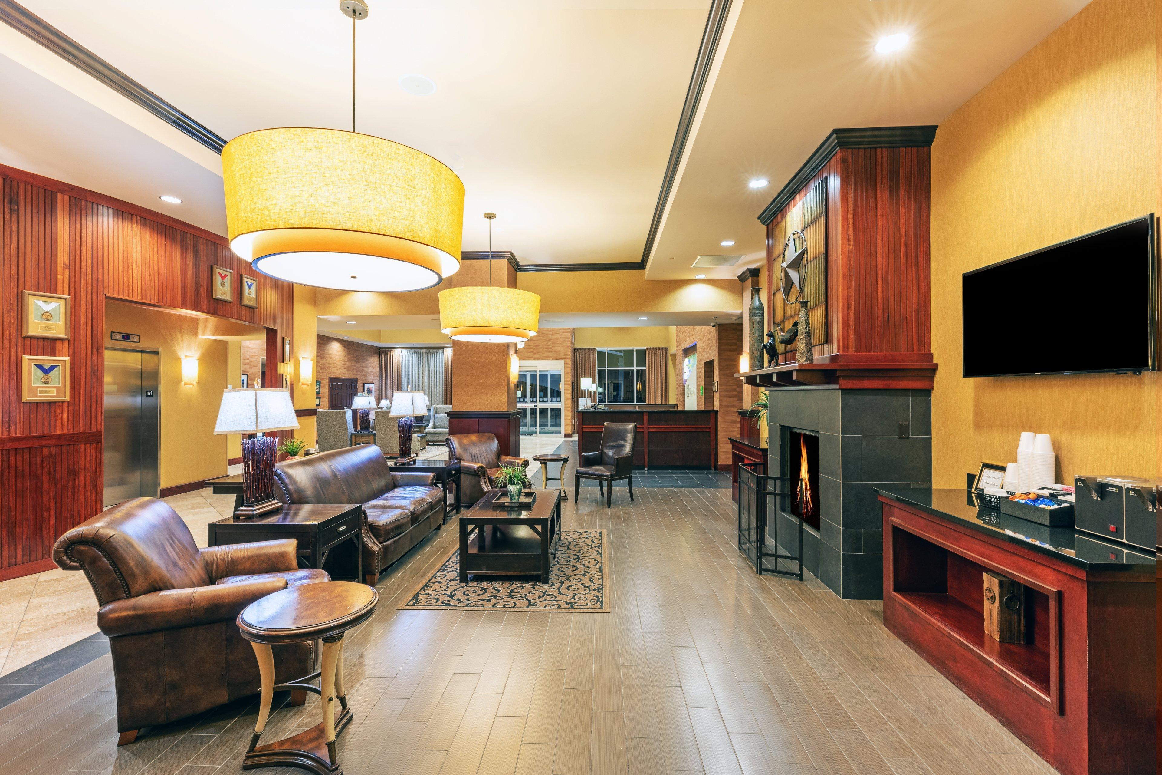 Holiday Inn Ardmore By Ihg Екстериор снимка